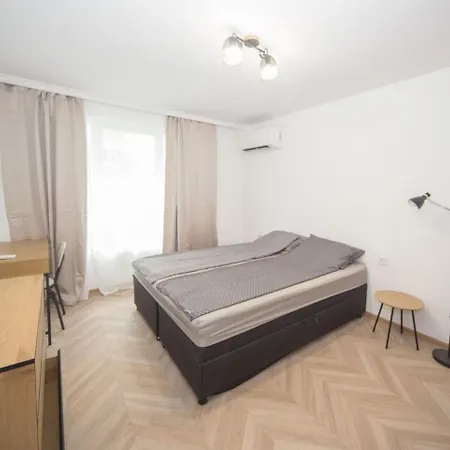 Апартаменты Aleks Sunrise 2 - Center, Sea Garden! *